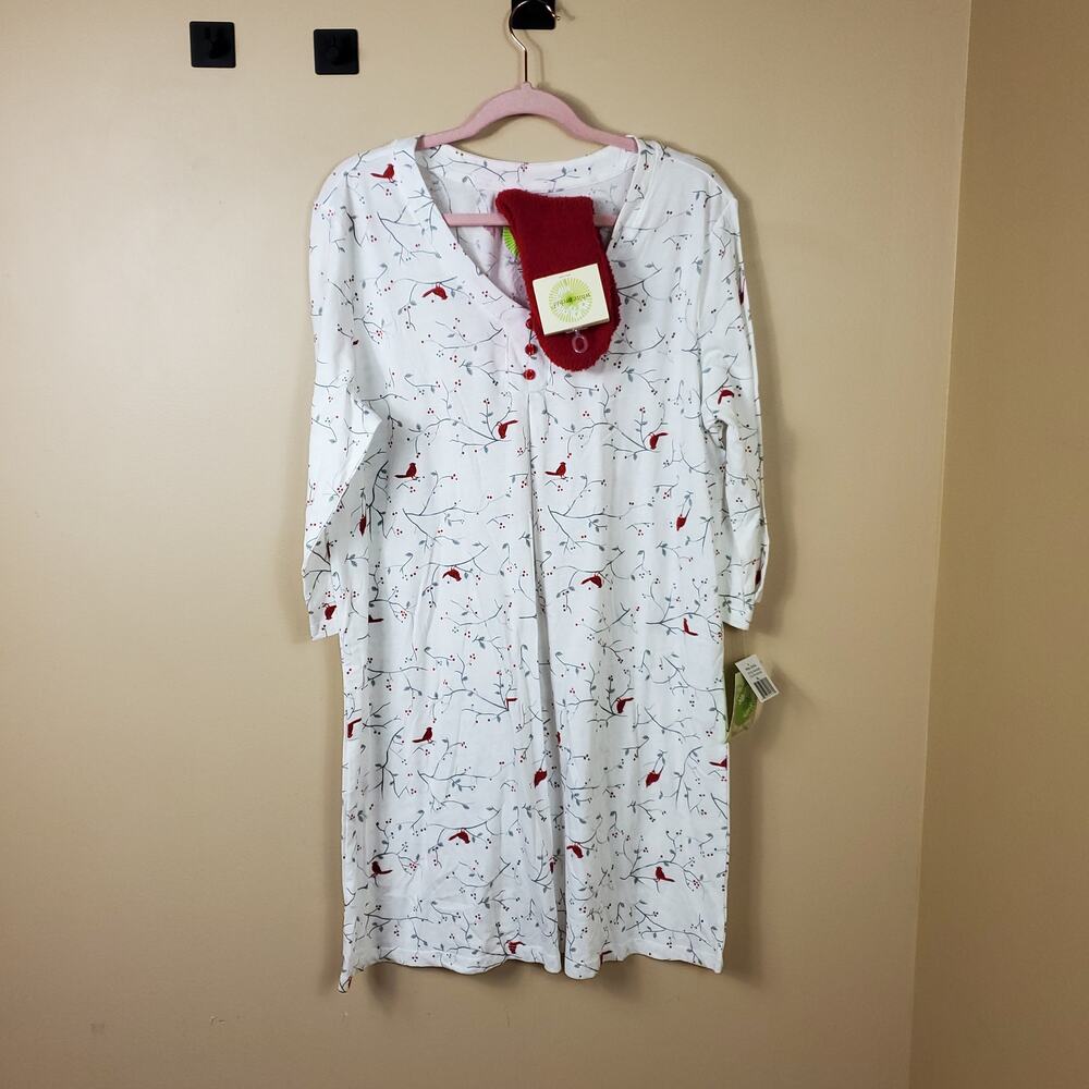White Orchid Long Sleeve Sleep Dress with Cardinal Print and Socks Size XL